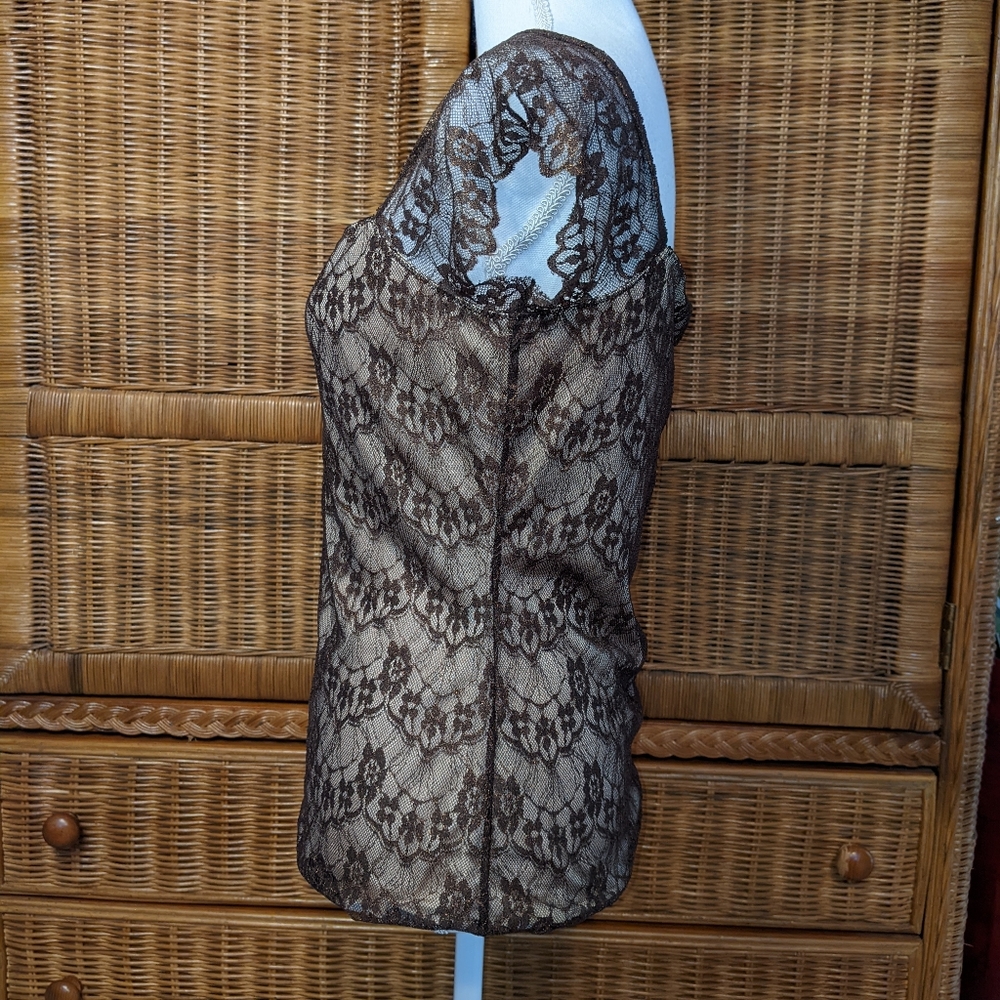 The Limited lace top sheer shoulder MEDIUM - Picture 2 of 4